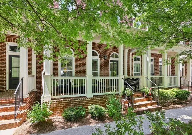 2nd image of 631 Brennan Dr, Decatur, GA 30033 | MLS# 7803109