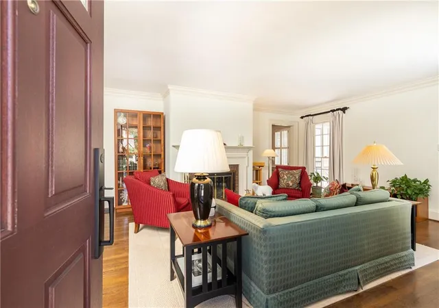 Photo 4 of Single family home for sale at 651 E Paces Ferry Rd Ne, Atlanta, GA 30305 | MLS# 7827364 | Listing updated on 2026-09-08
