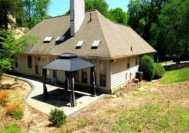 Photo 3 of Single family home for sale at 4305 Deep Springs Ct Nw, Kennesaw, GA 30144 | MLS# 7754588 | Listing updated on 2026-09-25