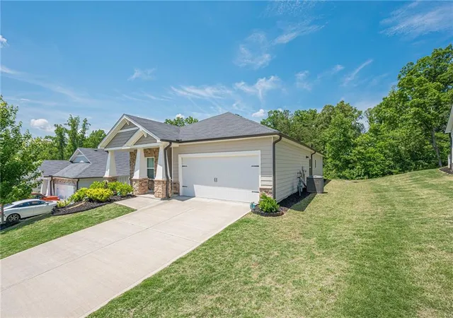 2nd image of 422 Murphy Ave, Canton, GA 30114 | MLS# 7773918