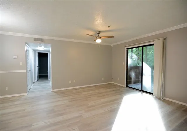 2nd image of 2510 Cumberland Ct Se, Smyrna, GA 30080 | MLS# 7779640
