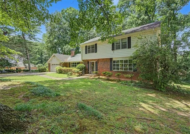 4th image of 483 Summit Ridge Dr, Lawrenceville, GA 30046 | MLS# 7795195