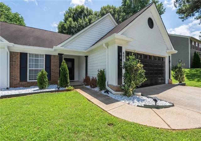 3rd image of 4019 Pin Oak Trl, Decatur, GA 30034 | MLS# 7793403