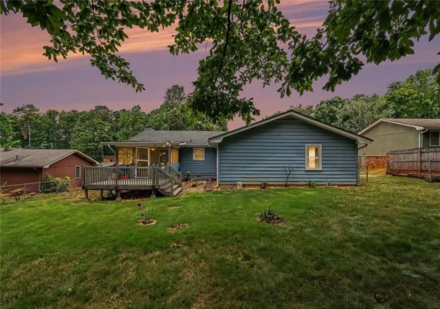 3rd image of 5385 Rockmoor Dr, Stone Mountain, GA 30088 | MLS# 7796401