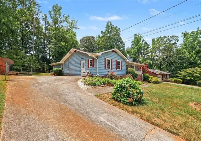 5th image of 5385 Rockmoor Dr, Stone Mountain, GA 30088 | MLS# 7796401