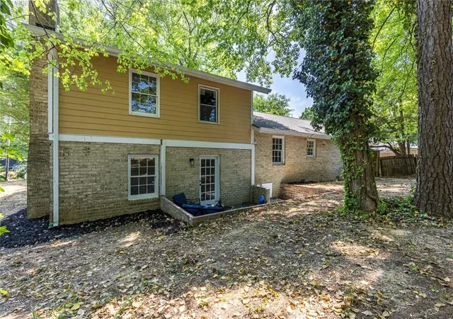 39th image of 383 Ben Ave Sw, Lilburn, GA 30047 | MLS# 7797605