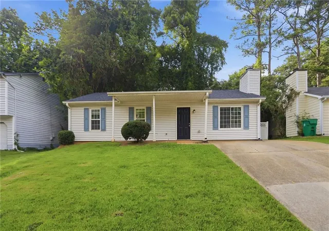Photo 1 of Sale Pending at 5202 Scarbrough Ln, Stone Mountain, GA 30088 | MLS# 7792345 | Listing updated on 2026-10-01
