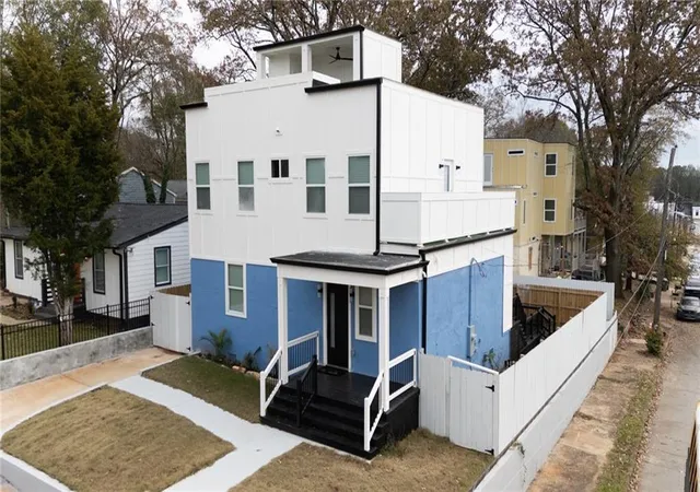 Photo 2 of Single family home for sale at 362 Roy St, Atlanta, GA 30310 | MLS# 7801194 | Listing updated on 2026-09-01