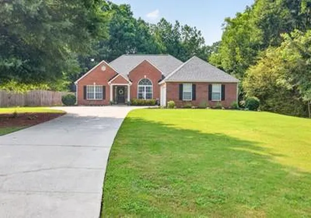 Photo 3 of Sale Pending at 501 Ansley Forest Dr, Monroe, GA 30655 | MLS# 7815860 | Listing updated on 2026-08-22