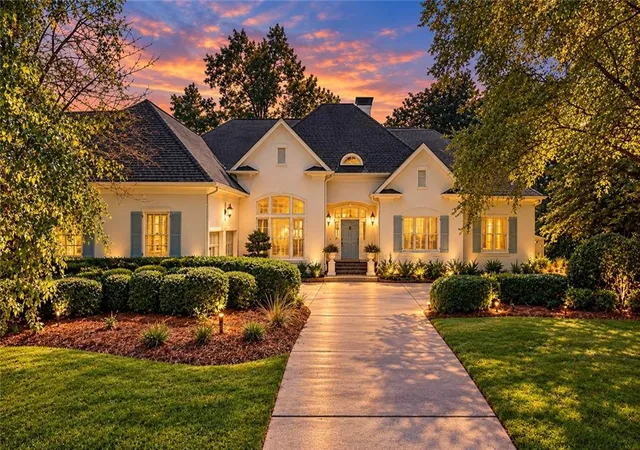 Photo 1 of Single family home for sale at 170 Helmsley Dr Ne, Sandy Springs, GA 30327 | MLS# 7848171 | Listing updated on 2026-10-30