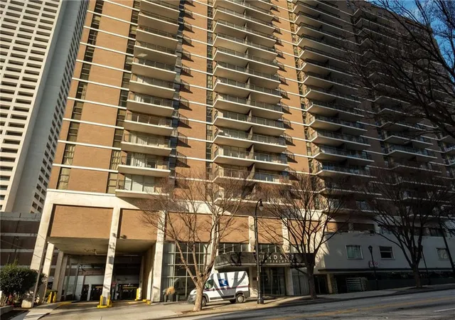 2nd image of 620 Peachtree St Ne #502, Atlanta, GA 30308 | MLS# 7713272