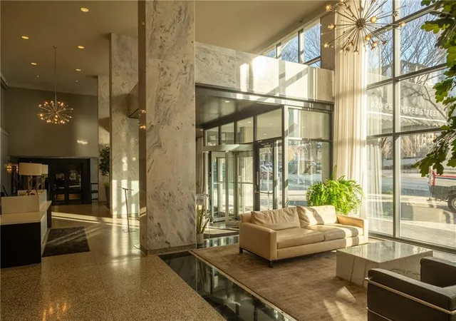 3rd image of 620 Peachtree St Ne #502, Atlanta, GA 30308 | MLS# 7713272
