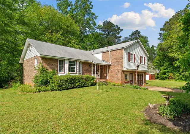 4th image of 768 Burwell Rd, Carrollton, GA 30117 | MLS# 7746563