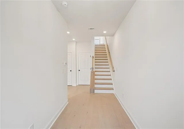 3rd image of 909 Shire Elm St #26, Johns Creek, GA 30022 | MLS# 7819771