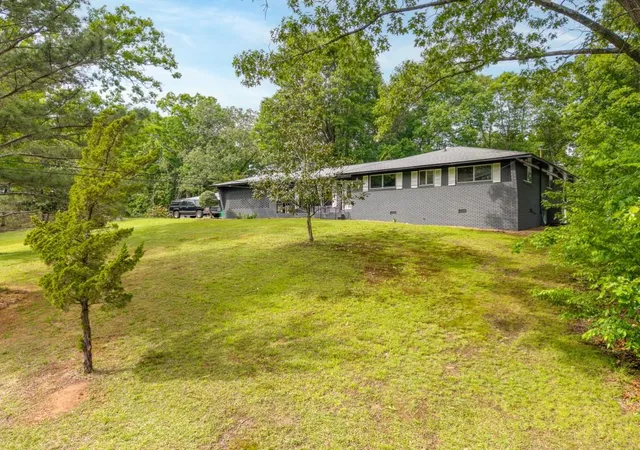 3rd image of 244 Forest Hill Rd Sw, Dalton, GA 30720 | MLS# 7764062