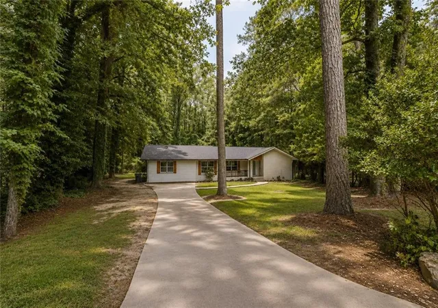 Photo 2 of Single family home for sale at 4670 Kelden Cir, Atlanta, GA 30349 | MLS# 7820711 | Listing updated on 2026-10-08