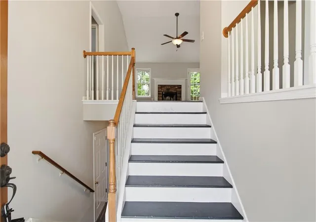 Photo 3 of Sale Pending at 149 Valleyside Dr S, Dallas, GA 30157 | MLS# 7769184 | Listing updated on 2026-09-17