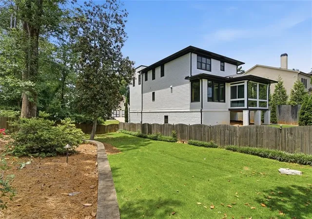 4th image of 3093 Fala Pl Dr Ne, Brookhaven, GA 30319 | MLS# 7797924