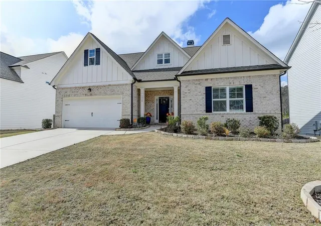 2nd image of 1930 Grand Lanier Dr, Buford, GA 30518 | MLS# 7753804