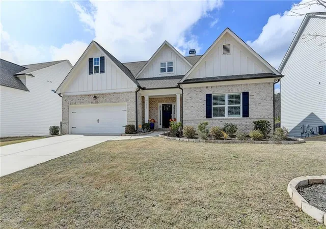Photo 3 of Single family home for sale at 1930 Grand Lanier Dr, Buford, GA 30518 | MLS# 7753804 | Listing updated on 2026-09-16