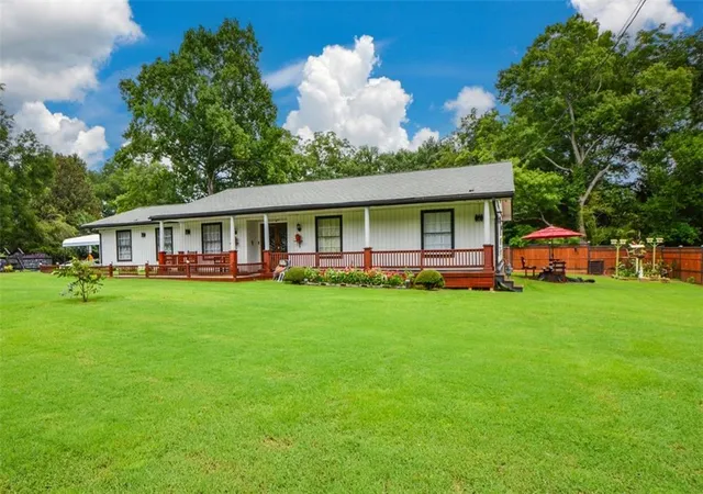 Photo 3 of Single family home for sale at 2896 Stanton Rd Se, Conyers, GA 30094 | MLS# 7805410 | Listing updated on 2026-09-18