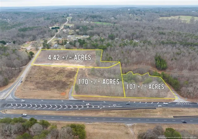 1st image of 4920 Cornelia Hwy, Lula, GA 30554 | MLS# 7523594
