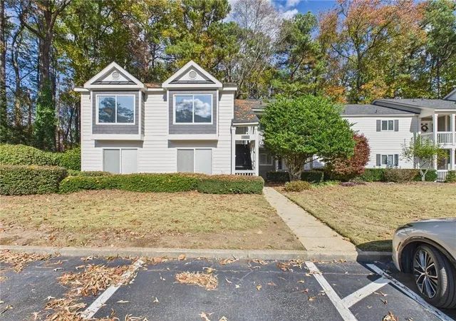 Photo 1 of Condo for sale at 32 Rumson Ct, Smyrna, GA 30080 | MLS# 7781099 | Listing updated on 2026-08-19