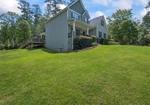 3rd image of 102 River Point Rd, Jackson, GA 30233 | MLS# 7743529