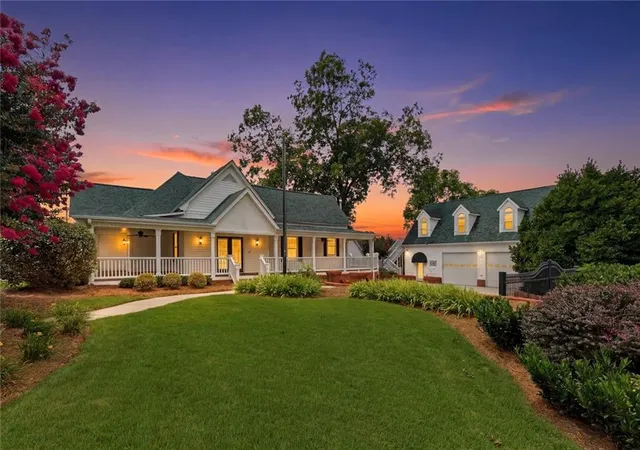 2nd image of 176 Confederate Ave, Dallas, GA 30132 | MLS# 7783659