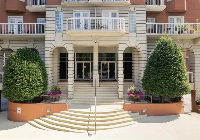 Photo 2 of Condo for sale at 3435 Kingsboro Rd Ne #1504, Atlanta, GA 30326 | MLS# 7819241 | Listing updated on 2026-09-08