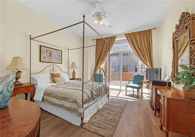 Listing Photo 2 - Condo for sale in building located at 3435 Kingsboro Rd Ne, Atlanta, GA 30326 - Unit #1504