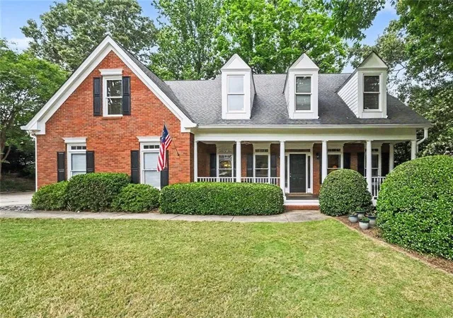 Photo 1 of Sale Pending at 2737 Duncans View Tr Ne, Buford, GA 30519 | MLS# 7767348 | Listing updated on 2026-09-02