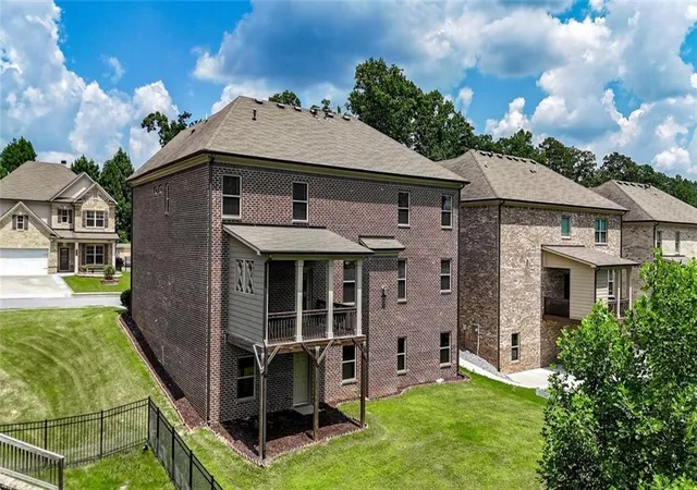 Homes for sale in Buford, GA | 3304 Ivy Farm Path, Buford, GA 30519 | MLS# 7799922