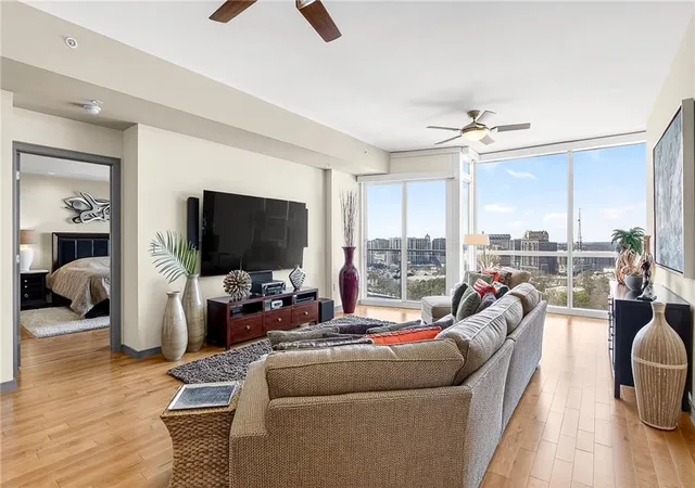 Homes for sale in Atlanta, GA | 3325 Piedmont Rd Ne #2005, Atlanta, GA 30305 | MLS# 7796909