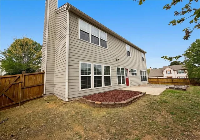 Photo 4 of Sale Pending at 3935 Lake Lanier Dr, Duluth, GA 30097 | MLS# 7745573 | Listing updated on 2026-09-01