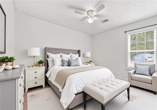 Photo 4 of Sale Pending at 9185 Horseshoe Bnd, Gainesville, GA 30506 | MLS# 7817883 | Listing updated on 2026-09-08
