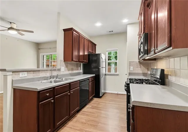 Photo 2 of Townhouse for sale at 2870 Cross Crk Ct, Cumming, GA 30040 | MLS# 7813574 | Listing updated on 2026-09-08
