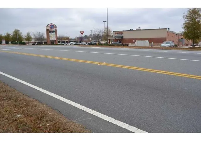 Photo 3 of Single family home for sale at 8461 Hiram Acworth Hwy, Dallas, GA 30157 | MLS# 7318740 | Listing updated on 2026-06-01