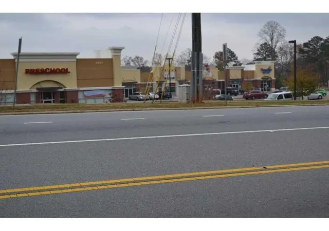 Photo 4 of Single family home for sale at 8461 Hiram Acworth Hwy, Dallas, GA 30157 | MLS# 7318740 | Listing updated on 2026-06-01