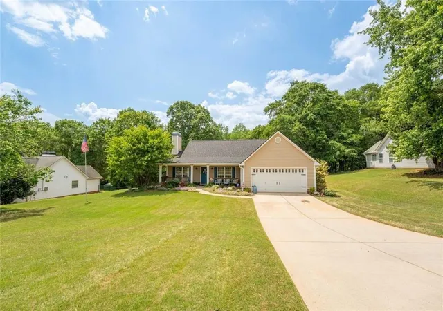 Homes for sale in Statham, GA | 329 Tallassee Ln, Statham, GA 30666 | MLS# 7760942