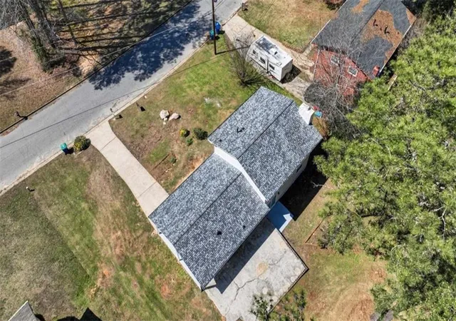 Photo 4 of Single family home for sale at 7230 Connell Rd, Fairburn, GA 30213 | MLS# 7812167 | Listing updated on 2026-10-08