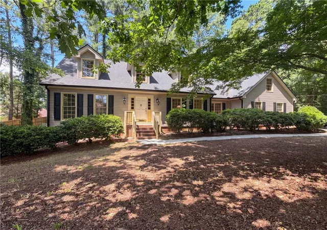 Photo 1 of Single family home for sale at 4379 Inns Brk Dr, Snellville, GA 30039 | MLS# 7806839 | Listing updated on 2026-09-17