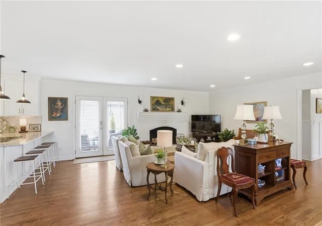 5th image of 555 Allgood Rd Ne, Marietta, GA 30060 | MLS# 7740910
