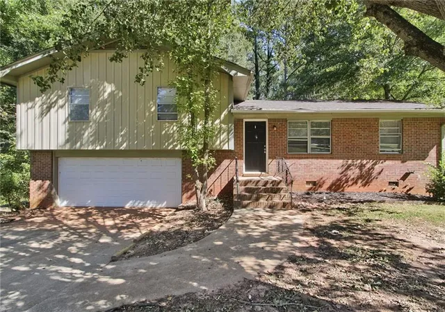 Photo 1 of Single family home for sale at 117 Club Cir, Stockbridge, GA 30281 | MLS# 7824662 | Listing updated on 2026-10-30