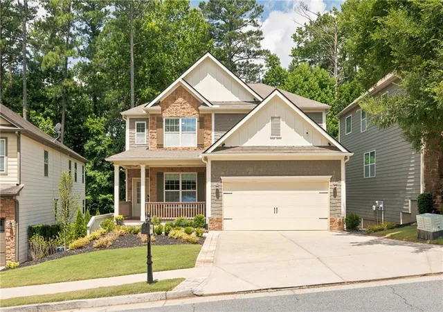 Homes for sale in Acworth, GA | 203 Shaw Dr, Acworth, GA 30102 | MLS# 7800684