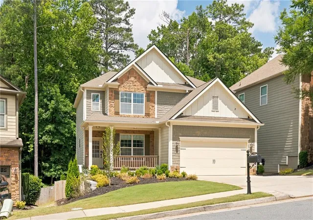 Homes for sale in Acworth, GA | 203 Shaw Dr, Acworth, GA 30102 | MLS# 7800684