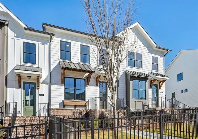 Photo 3 of Townhouse for sale at 646 Skytop Dr #150, Cumming, GA 30040 | MLS# 7769163 | Listing updated on 2026-08-30