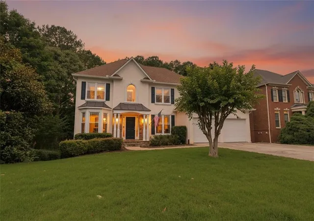 Homes for sale in Woodstock, GA | 1073 Towne Lake Hls E, Woodstock, GA 30189 | MLS# 7780514