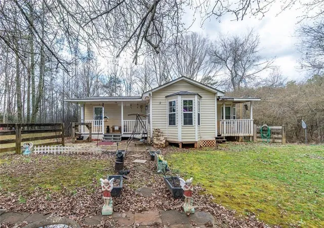 Homes for sale in Dahlonega, GA | 922 Old Dahlonega Hwy, Dahlonega, GA 30533 | MLS# 7728084