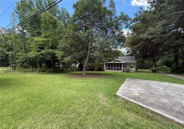 Photo 2 of Single family home for sale at 1363 Boat Rock Rd Sw, Atlanta, GA 30331 | MLS# 7795024 | Listing updated on 2026-10-09